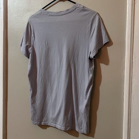 Levi’s Flower Graphic Tee - Picture 4 of 4